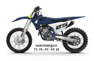 UFO 2025/11 KOMPLET PLASTIKE (FULL KIT) SA ŠTITNICIMA TELESKOPA (AMORTIZERA) HUSQVARNA TC 125 / 150 / 250 / 300 '25-'26, TX 300 '25-'26, FC 250 / 350 / 450 '25-'26, FX 350 / 450 '25-'26, BOJA TAMNOPLAVA / BELA