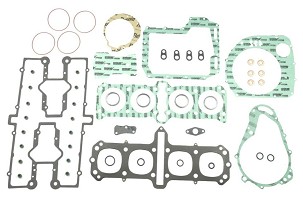 ATHENA KOMPLET ZAPTIVKI (BEZ SEMERINGA ULJNIH) SUZUKI GS 1100 KATANA '80-'81, GS 1000 SZ '82, GSX 1100SX/SZ '80-'85