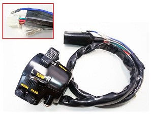 PSYCHIC PREKIDAČ ZESPOLONY SVETALA, MIGAVACA, SIGNALA NA VOLAN KAWASAKI KZ 400/440/550/750/900 STRANA LEVA