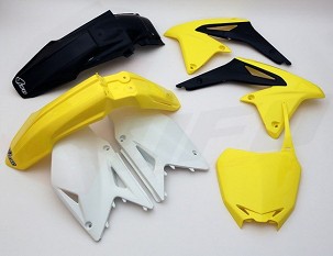 UFO KOMPLET PLASTIKE SUZUKI RMZ 450 '08-'17 BOJA OEM 13' (ŽUTA/BELA/CRNA) (SU414E999)