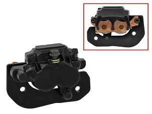 BRONCO ZACISK KOČIONI CAN AM OUTLANDER 450 6X6 '19-'22, RENEGADE 500 '13-'15, RENEGADE 570 '16-'19, OUTLANDER 650 6X6 '15-'20, RENEGADE 800/850 '12-'19, OUTLANDER 1000 '14-'20, RENEGADE 1000 '12-'19 (ZADNJI DESNI) (OEM: 703500969, 705600859) (AT-05