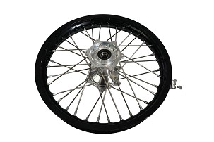 REX WHEELS KOMPLETNE TOČAK ZADNJE REX 18 INČA 18 X 2,15 CRNA FELGA / SREBRNA PIASTA / SREBRNE ŽBICE / SREBRNE NIPLE (OSOVINA 22 MM) ZA KTM SX / SXF '23-'26 , EXC / EXCF '24-'26 , HUSQVARNA TC / FC '23-'26 , FE / TE '24-'26 , GAS GAS EC / MC 3X LEŽAJ