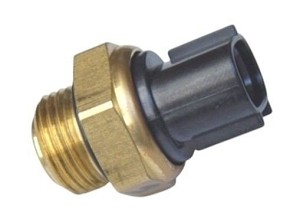 TOURMAX 2026/03 PREKIDAČ VENTILATORA SUZUKI AN 250 BURGMAN '98-'02, GSX-R 600 / 750 '96-'05, VL / VZ 800 INTRUDER '05-'16, DL 1000 V-STROM '02-'10, GSX 1300 R HAYABUSA '99-'07, GSX-R 1000 01-'04 (PROIZVEDENO U JAPANU)