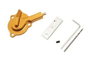 ACCEL POKLOPAC POMPKI KARBURATORA SA REGULACIJOM BOJA ZLATNA