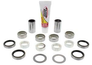 PIVOT WORKS SET ZA POPRAVKU VILJUŠKE KTM SX/SXF '16-'22, EXC-EXCF '17-'25 , HUSABERG 390/450 '09-'11, HUSQVARNA '16-19, BETA RR,HUSQVARNA TC/FC '16-'23, FE/TE '17-'23 (28-1125)(ČAURE 17x22x39MM-2KOM., LEŽAJEVI 22x28x12MM-4KOM.)