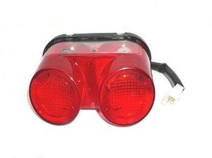 SPI SNOW SVETLO ZADNJA YAMAHA NYTRO '06-'07, RAGE '05-'07, VENTURE RS '06-'18, RX1 '03-'05, RX WARRIOR '05-'09, VENTURE / GT '07, LED (SKUTER ZA SNEG)