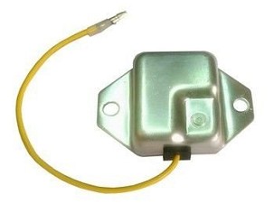 DZE REGULATOR NAPONA YAMAHA YFS 200 BLASTER '88-'03; YFZ 350 BANSHEE '87-'03; TT 350/600 (OEM-82F-81910-A0)