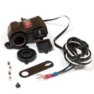 BIKETEC MOTOCIKLISTIČKA UTIČNICA UPALJAČA SA DVA USB UTIČNICAMA SA OSIGURAČEM MONTAŽA POD RETROVIZOR- MUS04L (EL)