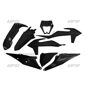 UFO KOMPLET PLASTIKE KTM EXC 125 '20-'21, EXC 250 / 300 TPI '20-'23, EXC-F 250 / 350 / 450 / 500 '20-'23 SA ŠTITNIKOM LAMPE BOJA CRNA (KT527E001)