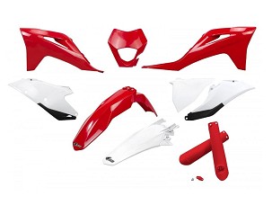 UFO KOMPLET PLASTIKE (FULL KIT) SA ŠTITNICIMA TELESKOPA (AMORTIZERA) GAS GAS EC / EC-F 250 / 300 / 350 '21-'23 BOJA OEM CRVENA BELA