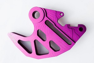 FM-PARTS ŠTITNIK ALUMINIJUMSKA DISKA KOČIONE ZADNJE KTM / HUSQVARNA / GAS GAS '24-'25 BOJA PURPUROWY