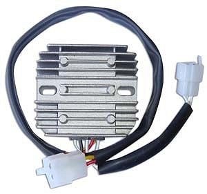 DZE REGULATOR NAPONA YAMAHA XV 700 VIRAGO '84-'85; XV 750 VIRAGO '81-'83; XV 920 VIRAGO '81-'83; XV 1000SE '83-'85; XZ 550 VISION '82-'84; YX 600 RADIAN '89 (ESR390, RGU-212)