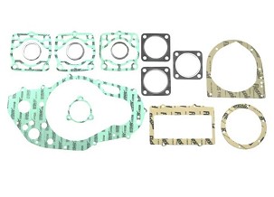 ATHENA 2026/01 KOMPLET ZAPTIVKI SUZUKI GT 550 '72-'77