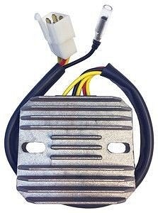 DZE REGULATOR NAPONA SUZUKI GS 550E/L '83-'86; GSX 550E '85-'87; LT 250EF QUADRUNNER '85-'87; LT 300E QUADRUNNER '87-89 (ESR110) (32800-43410)