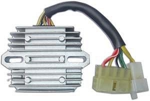 DZE REGULATOR NAPONA HONDA GL1200 SEI '85-'87 (WTRYSKOWY) (31600-MG9-951, 31600-ML8-305) (ESR570)