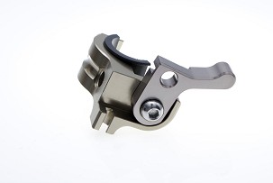 ACCEL TOPLO SSANIE (DRŽAČ SA POLUGOM) BOJA TITANSKI