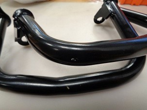 KAPPA GMOLE ŠTITNICI MOTORA TRIUMPH Bonneville T100 (17-19), Bonneville T120 (16-19), Street Twin 900 (16-19) CRNE - DRUGA KLASA - OŠTEĆENJA LAKA