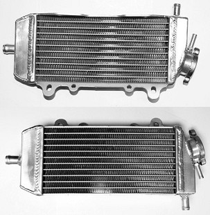 PSYCHIC HLADNJAK KAWASAKI KXF 250 '04-05, SUZUKI RMZ 250 04-06 OJAČANA O POVEĆANE ZAPREMINE LEVA (SA ČEPOM) (KOM.)