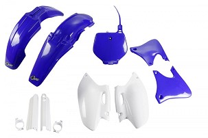 UFO KOMPLET PLASTIKE (FULL KIT) SA ŠTITNICIMA TELESKOPA (AMORTIZERA) YAMAHA YZF 400 '98-'99 BOJA OEM '99 (PLAVA/BELA) (YA290E999)