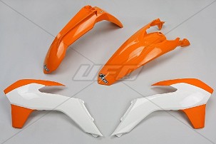 UFO KOMPLET PLASTIKE KTM EXC '14-'16, BOJA OEM '15-'16 (NARANDŽASTA/BELA) (KT516E999W)