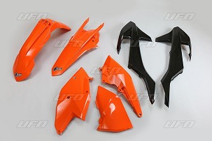 UFO KOMPLET PLASTIKE KTM EXC/EXC-F TPI '17-'19, BOJA OEM '17 I '19 OEM (NARANDŽASTA/CRNA) (KT518E999)