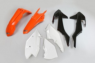 UFO KOMPLET PLASTIKE KTM EXC/EXC-F TPI '17-'19, BOJA OEM '18 OEM (NARANDŽASTA/CRNA/BELA) (KT518E999W)